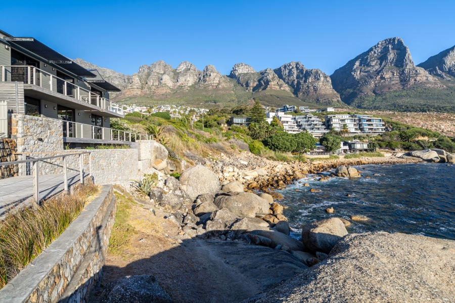 5 Bedroom Property for Sale in Camps Bay Western Cape